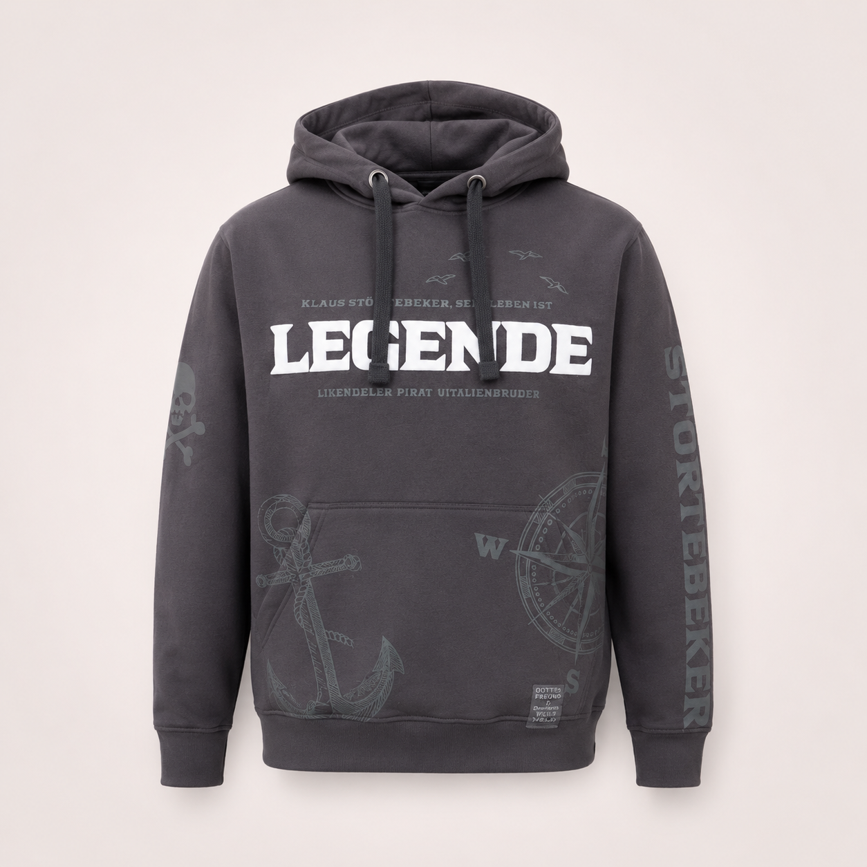 Störtebeker Hoodie „Legende“ – All-Overprint in Graphitgrau