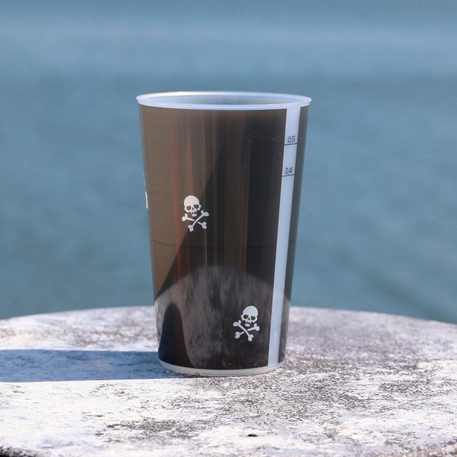 Fanbecher 0,5 l – „Gottes Freund & Aller Welt Feind“