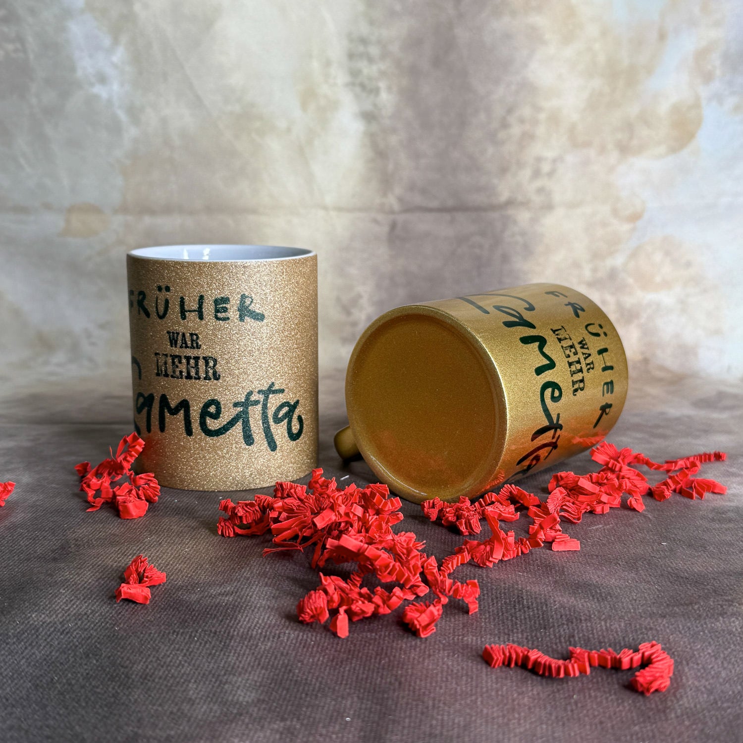 Keramik-Tasse „Weihnachten“ Bumsfallera & Früher war Mehr Lametta