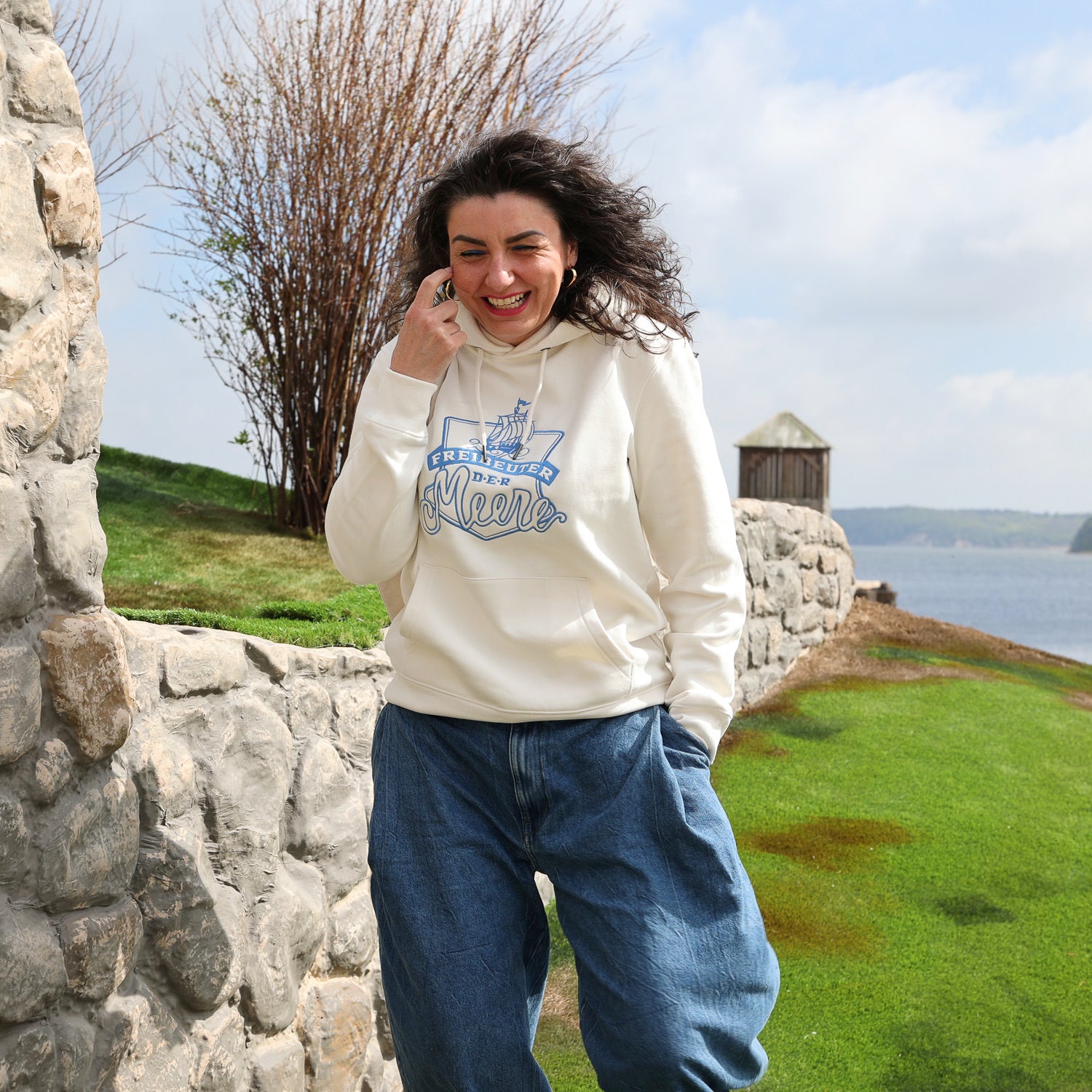 „Freibeuter der Meere“- Störtebeker Stick Hoodie Unisex