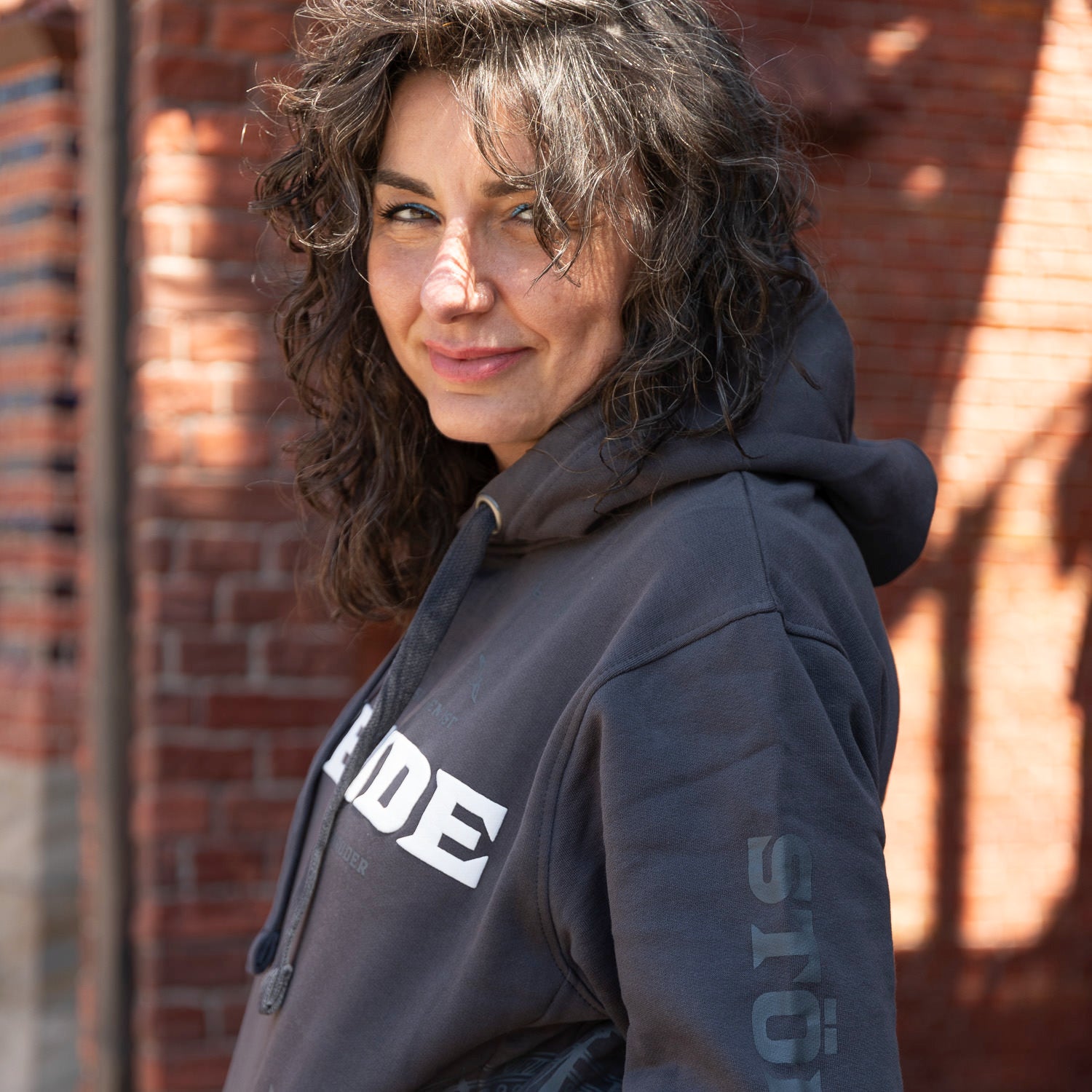 Störtebeker Hoodie „Legende“ – All-Overprint in Graphitgrau