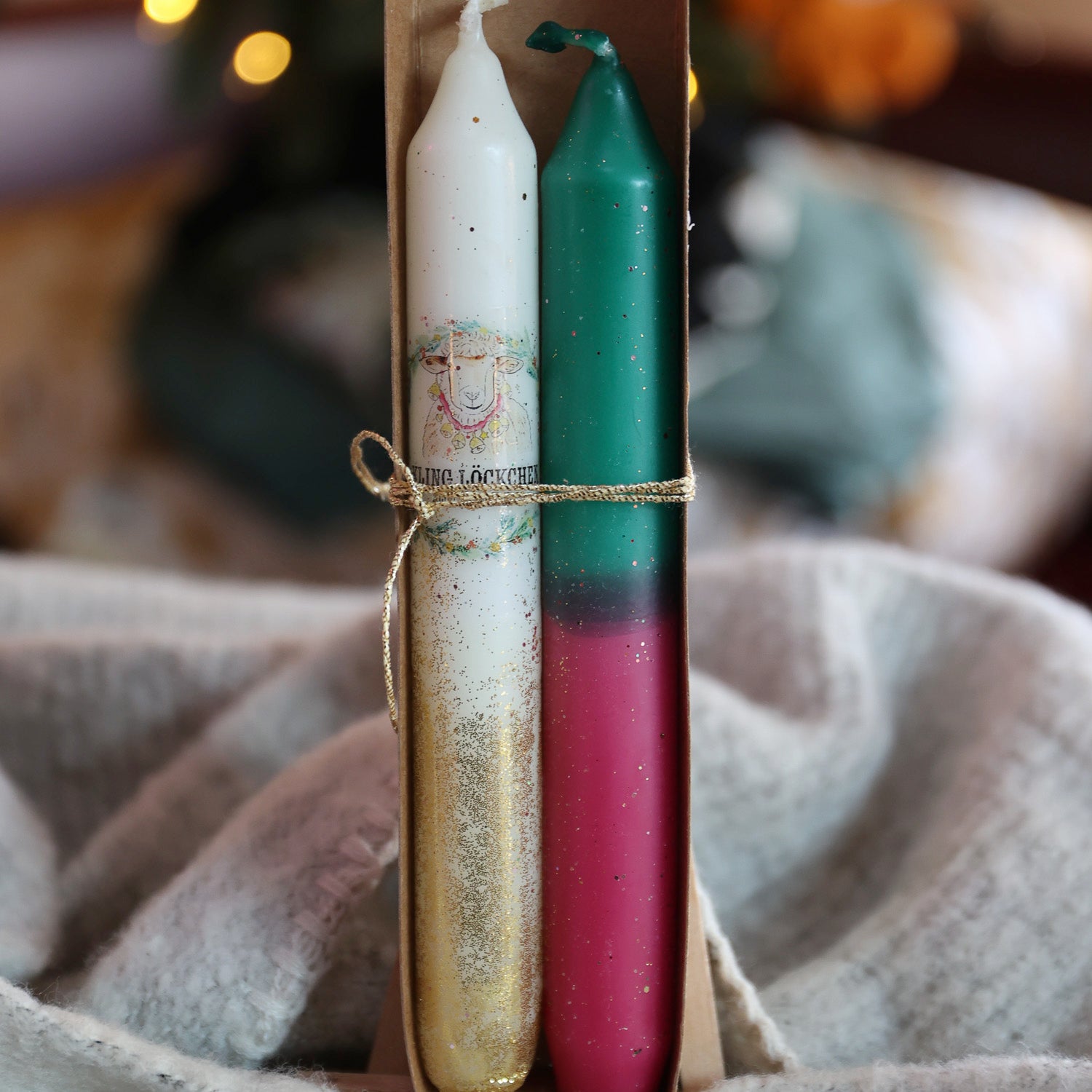 Weihnachtliche Kerzen im 2er Set