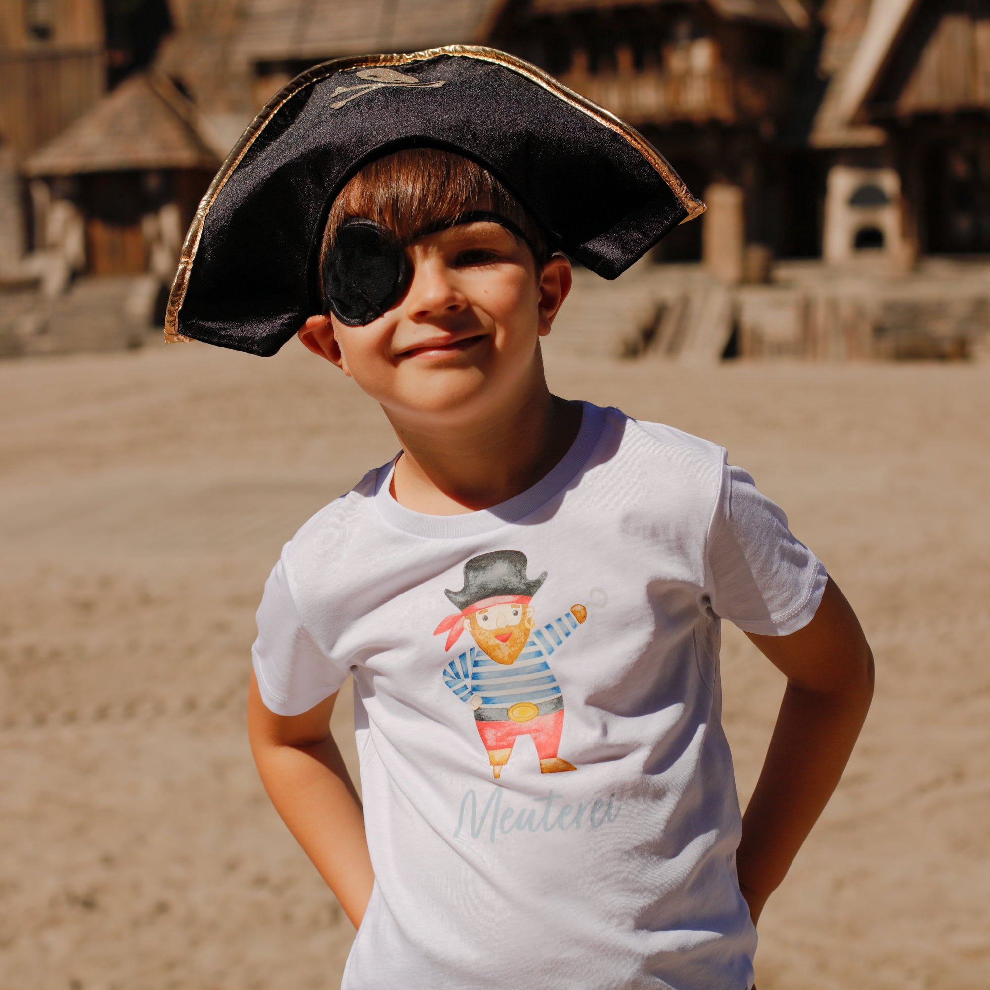 Piratenhut mit Augenklappe
