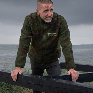 Ahoi Pirat "Hamburg 1401" –  Störtebeker SHERPA Jacke Camouflage  – Unisex