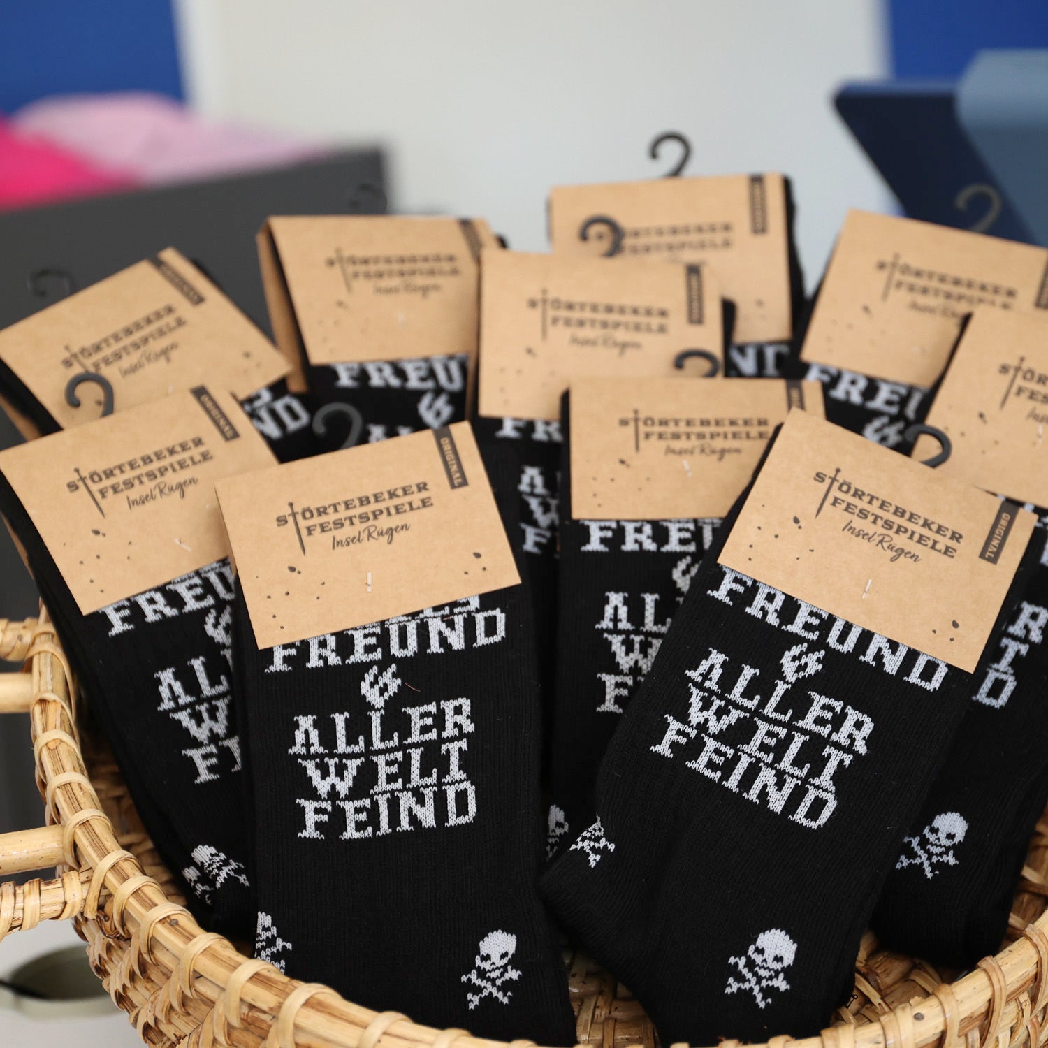 Gottes Freund Socken „Piraten Puttees“ – Original von den Störtebeker Festspielen