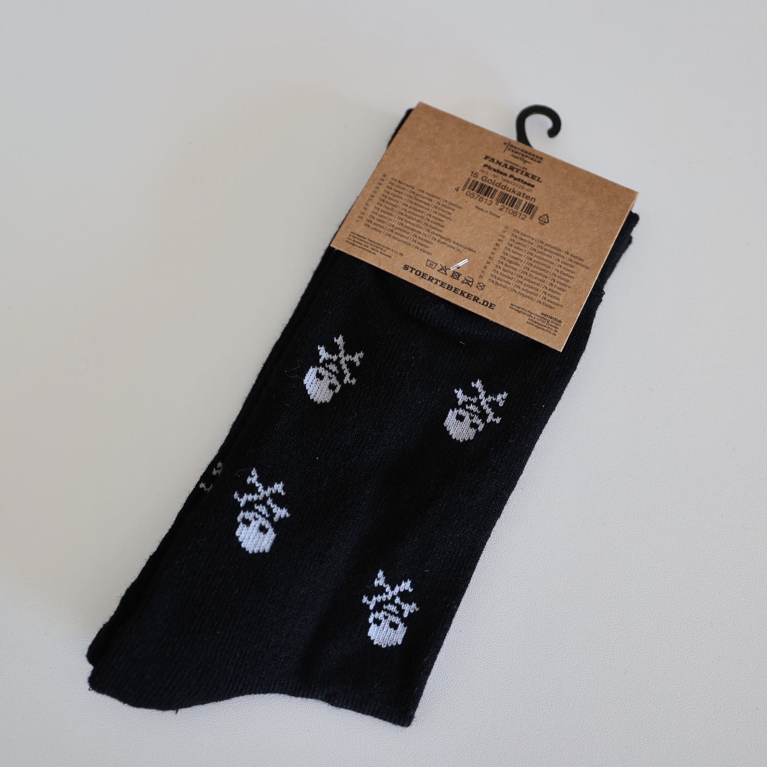 Gottes Freund Socken „Piraten Puttees“ – Original von den Störtebeker Festspielen