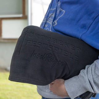 Fleecedecke – GROSS – mit Störtebeker Schriftzug