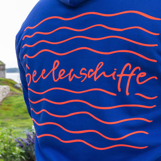 Störtebeker Hoodie „Seelenschiffe“ Freibeuter der Meere | neonorange